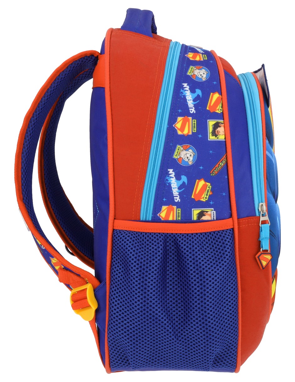 Mochila escolar Superman para niño 3